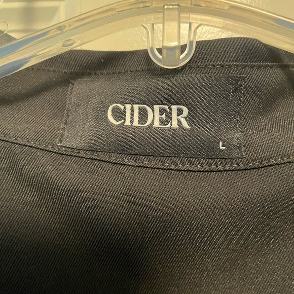 Cider Classic Black Garment - Picture 3 of 11